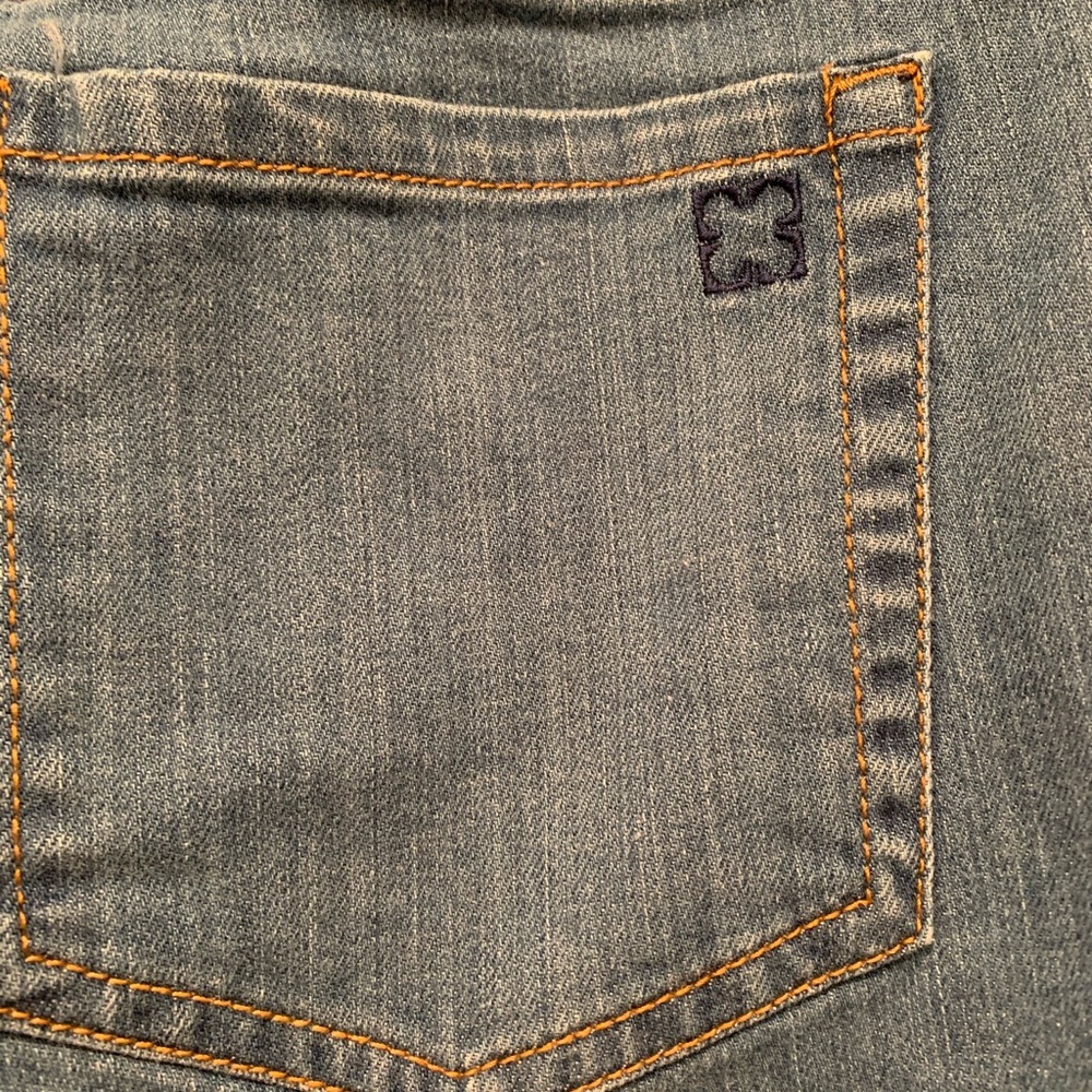 Liz Claiborne Jeans - Picture 3 of 3